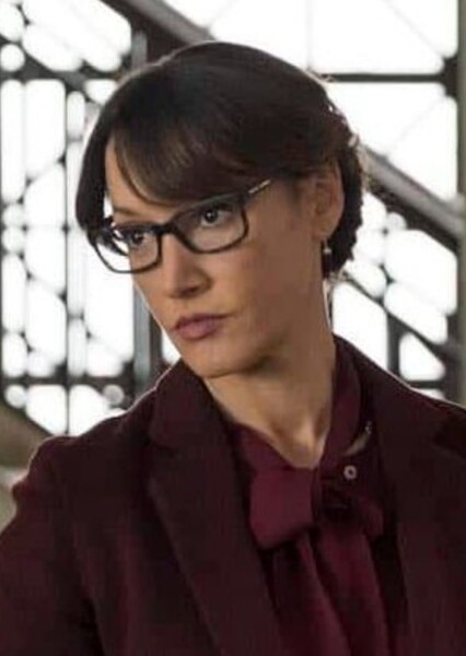 Jennifer Beals photo