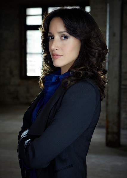 Jennifer Beals photo