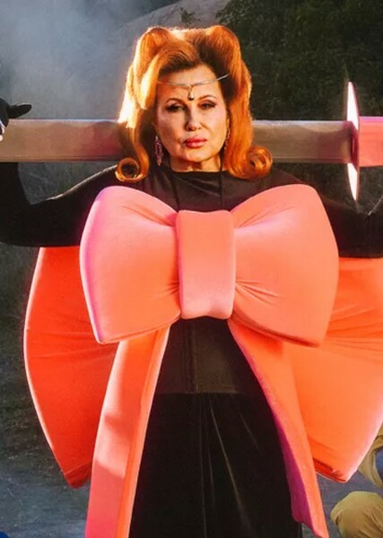 Jennifer Coolidge photo