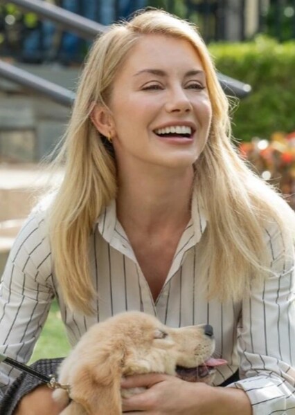 Jennifer Holland photo