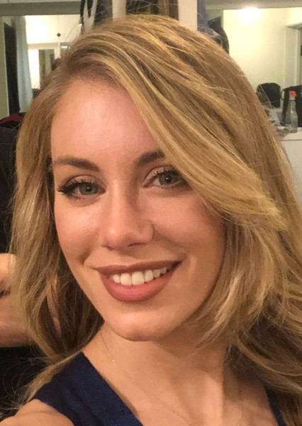 Jennifer Holland photo