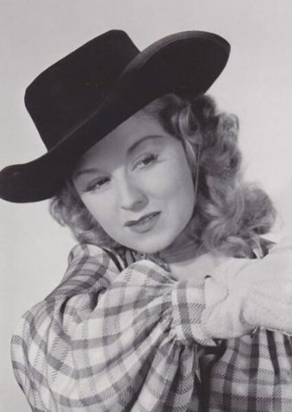 Jennifer Holt