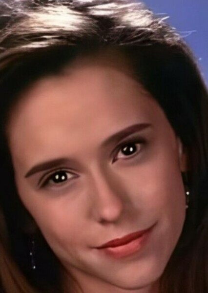 Jennifer Love Hewitt photo
