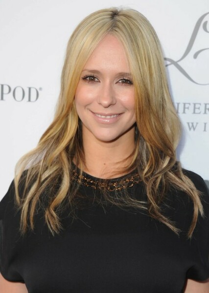 Jennifer Love Hewitt