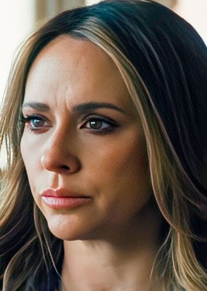 Jennifer Love Hewitt photo
