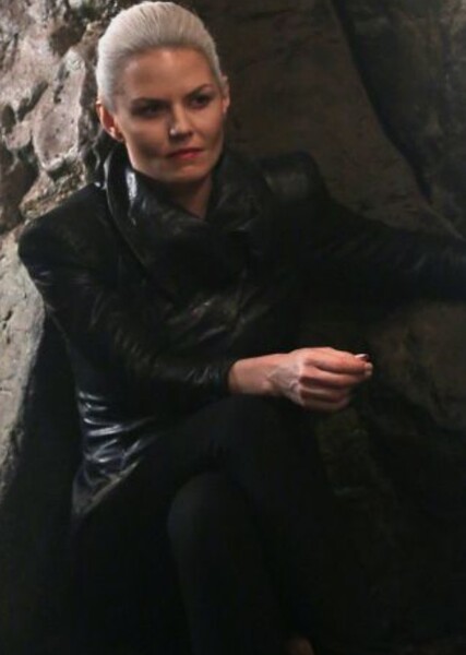 Jennifer Morrison photo