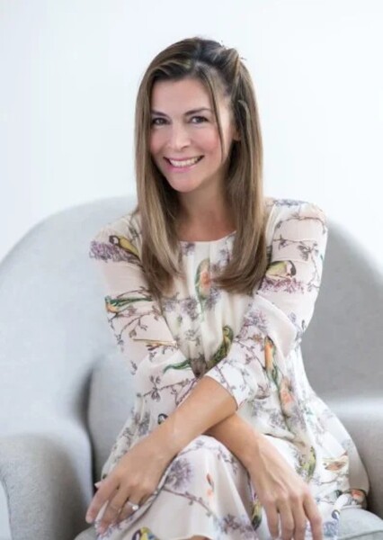 Jennifer Pertsch