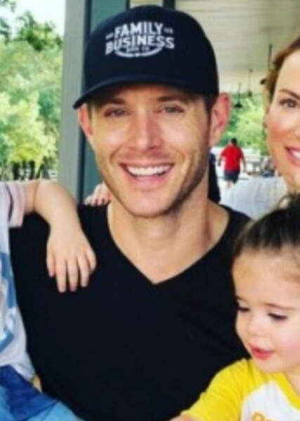 Jensen Ackles photo