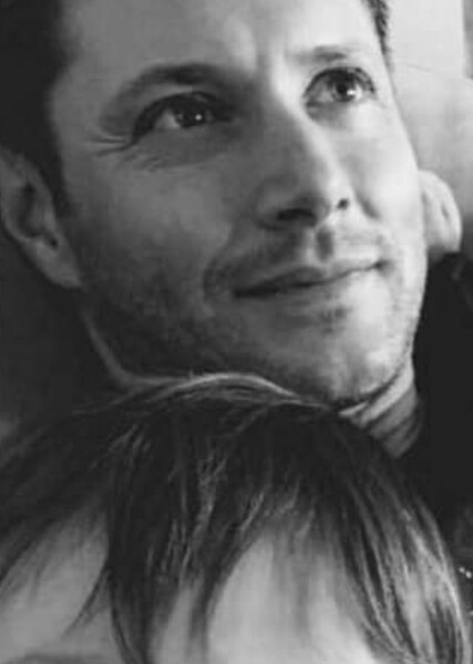 Jensen Ackles photo
