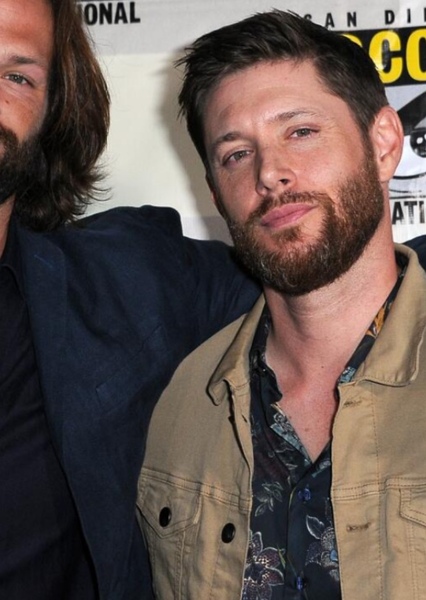 Jensen Ackles photo