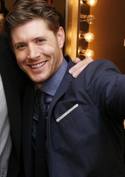 Jensen Ackles photo