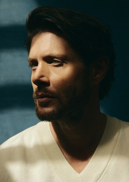 Jensen Ackles photo