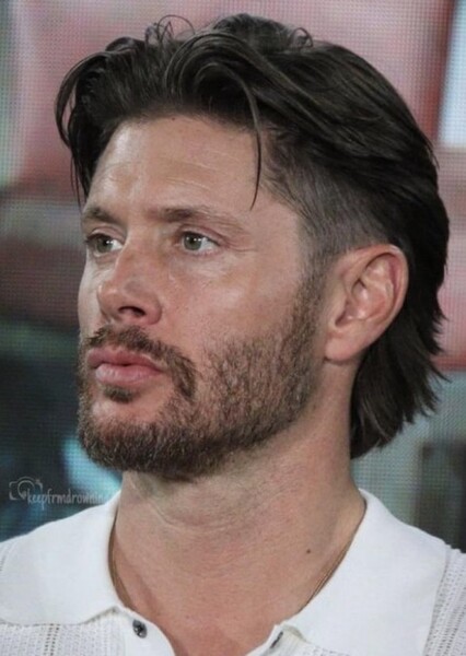 Jensen Ackles photo