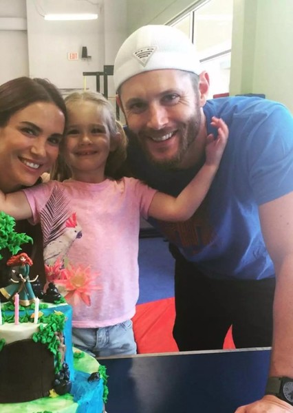 Jensen Ackles photo