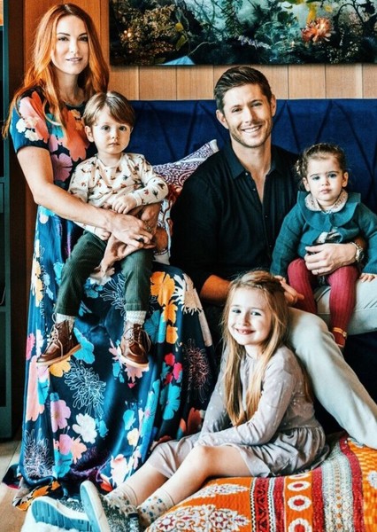 Jensen Ackles photo