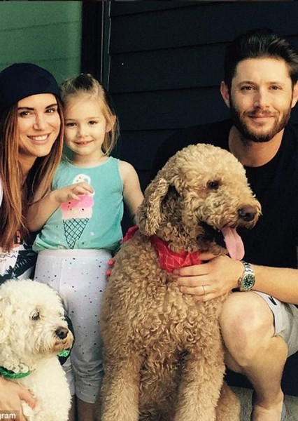 Jensen Ackles photo