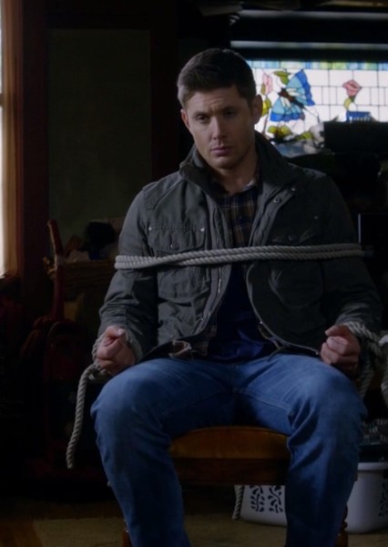 Jensen Ackles photo