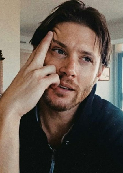 Jensen Ackles photo
