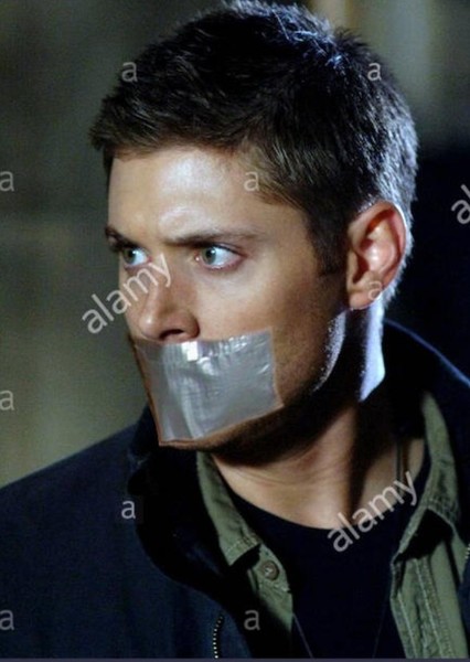 Jensen Ackles photo