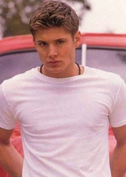 Jensen Ackles photo