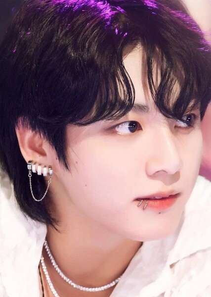 Jung Kook photo