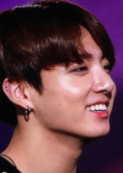 Jung Kook photo