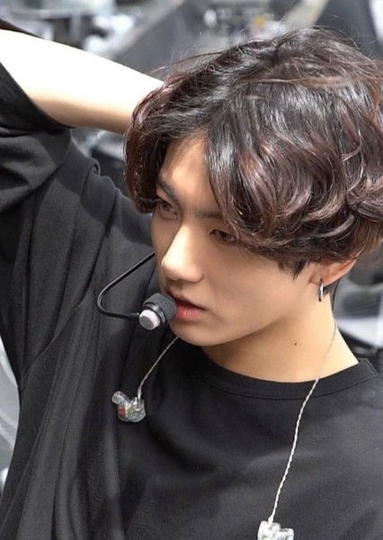Jeon Jungkook photo
