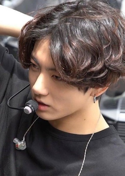 Jeon Jungkook photo