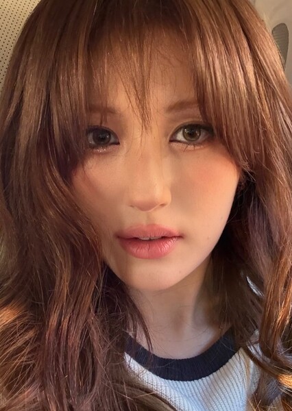 Jeon Somi photo