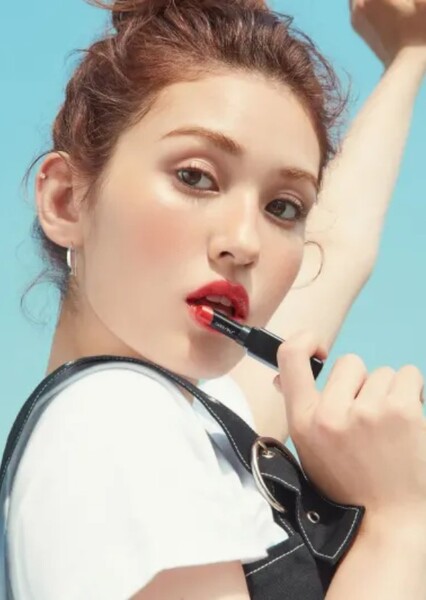 Jeon Somi photo