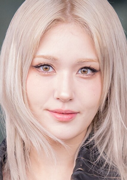 Jeon Somi photo