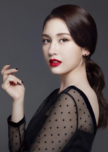 Jeon Somi photo