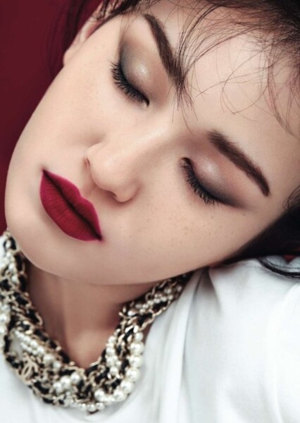 Jeon Somi photo