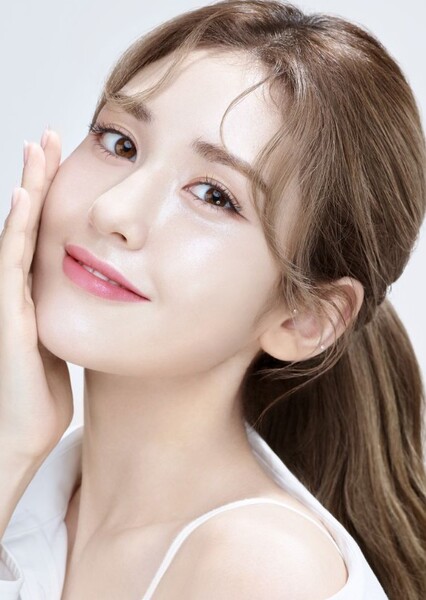 Jeon Somi photo