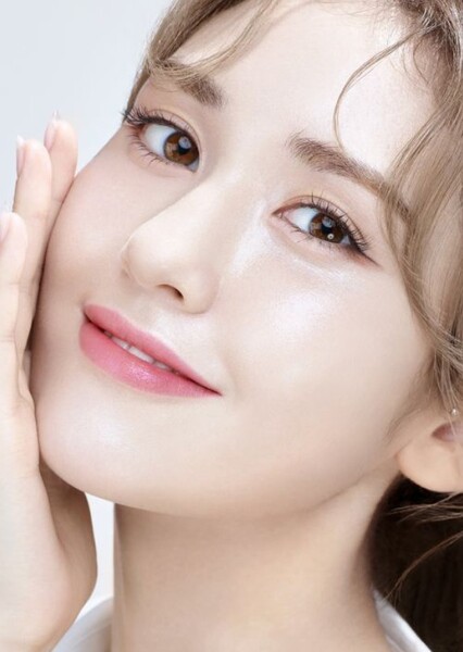 Jeon Somi photo