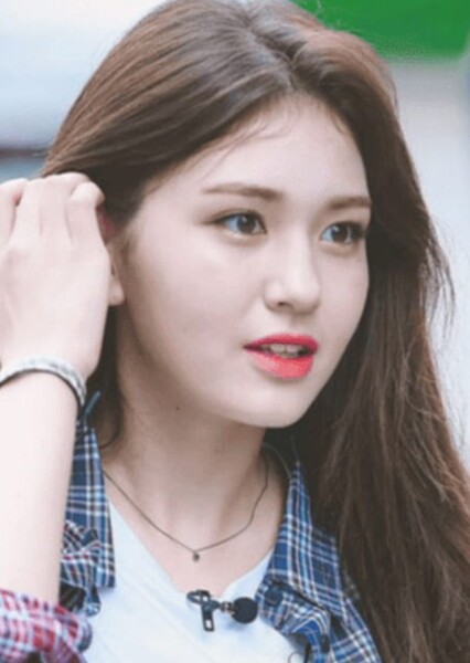 Jeon Somi photo