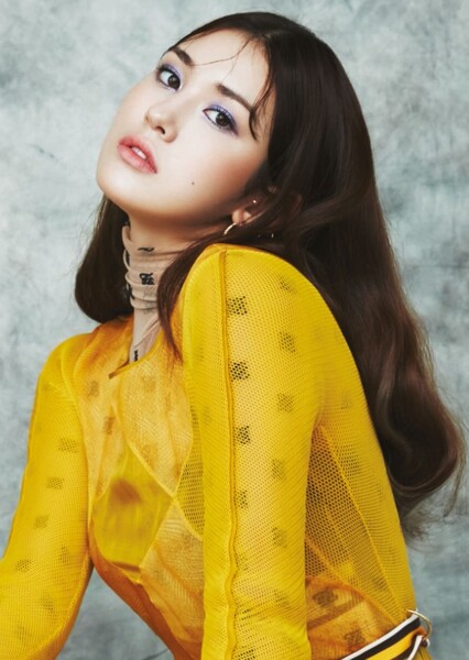 Jeon Somi photo
