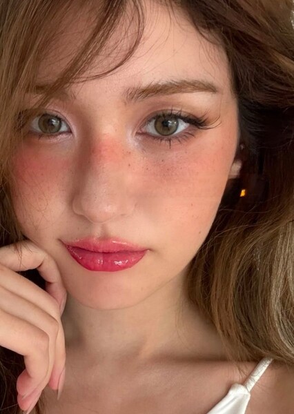 Jeon Somi photo