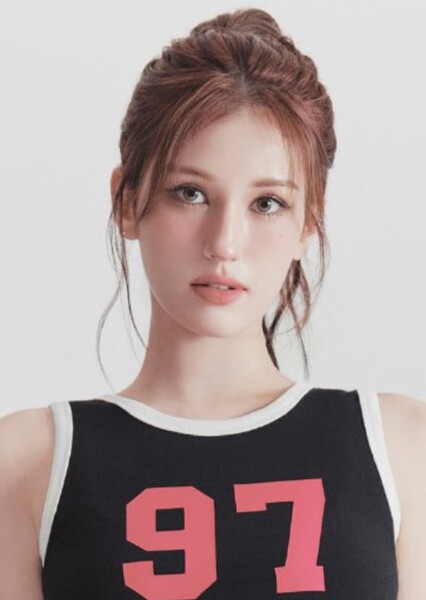 Jeon Somi photo