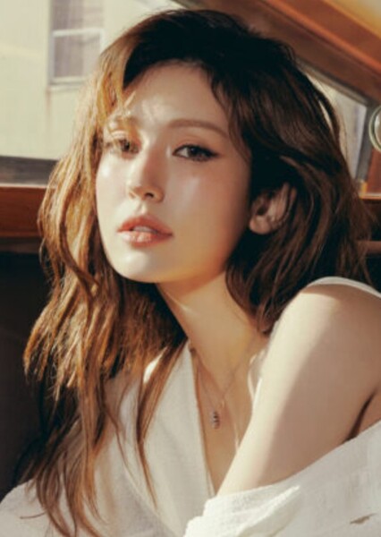 Jeon Somi photo