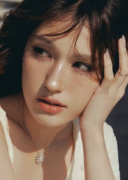 Jeon Somi photo