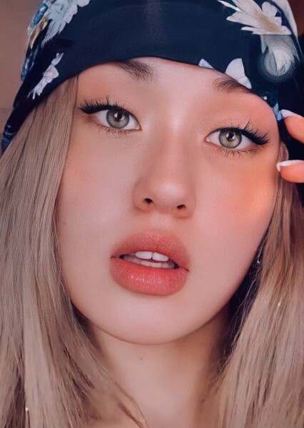 Jeon Somi photo