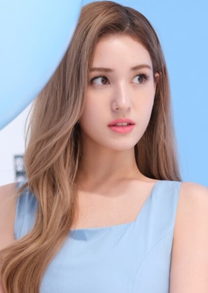 Jeon Somi photo