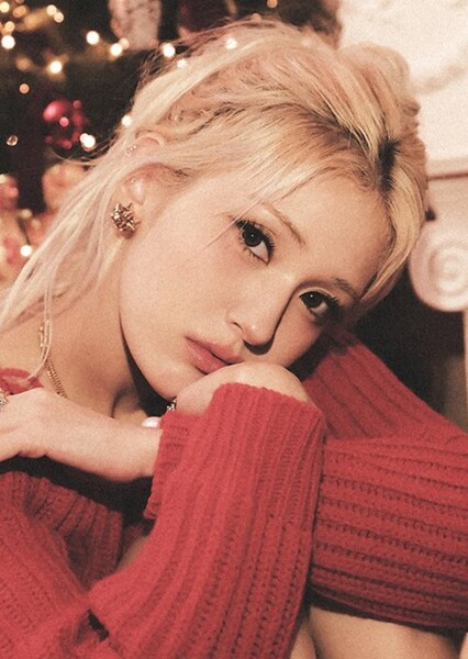 Jeon Somi photo