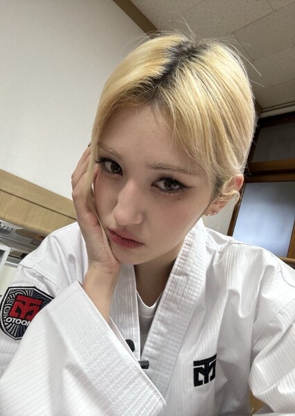 Jeon Somi photo