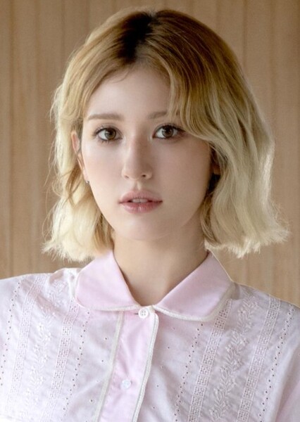 Jeon Somi photo