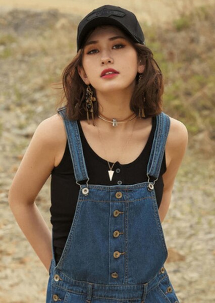 Jeon Somi photo