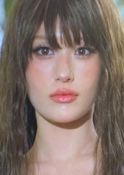Jeon Somi photo
