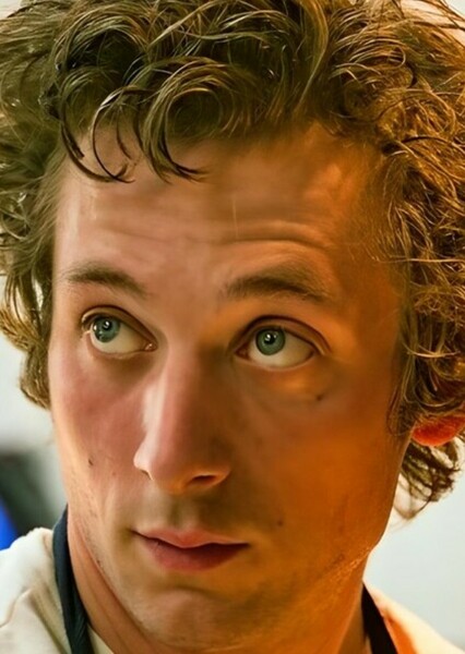 Jeremy Allen White photo