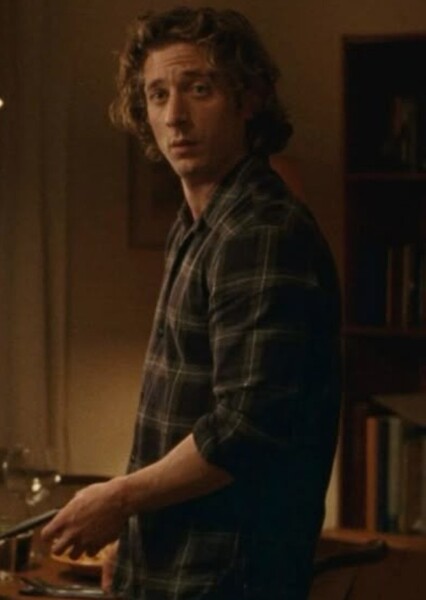 Jeremy Allen White photo